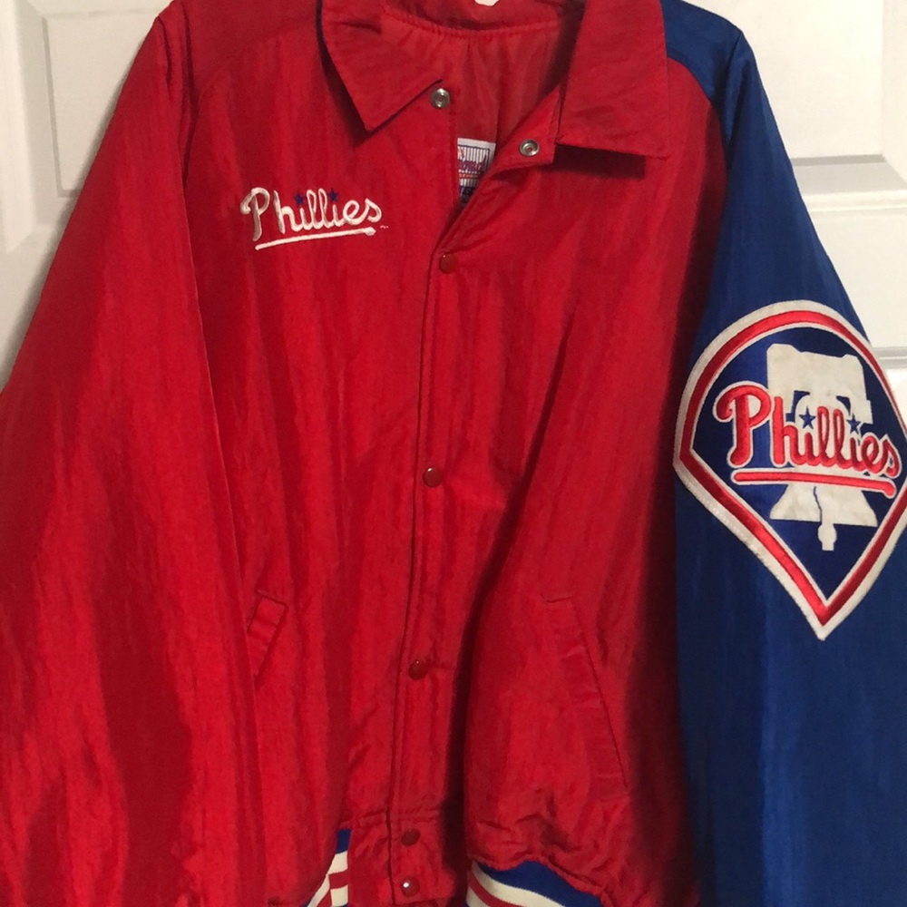 Vintage STARTER Philadelphia Phillies Jacket with Large Emblem on Sleeve